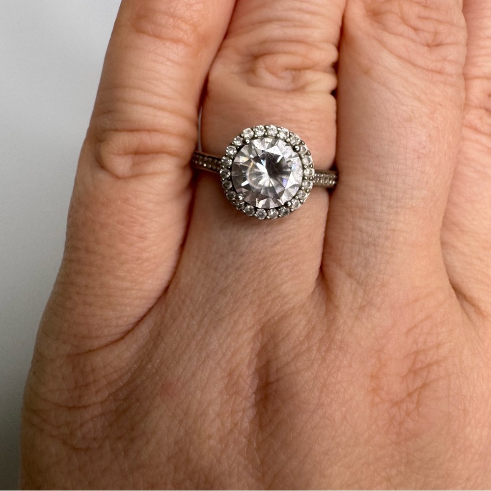 Silver CZ Halo Ring Hallmarked 925 size 8